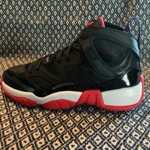 Women’s jumpman two trey.